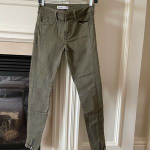 Zara jeans